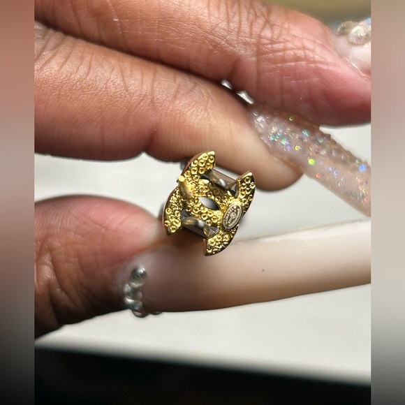 Amber - Picture 6 of 17